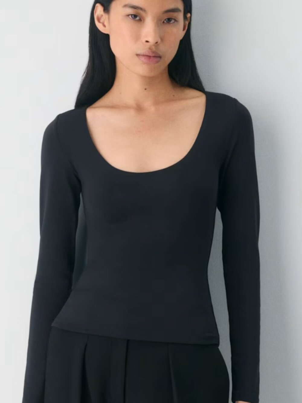 Aritzia Contour Scoopneck Long Sleeve Black sz SM